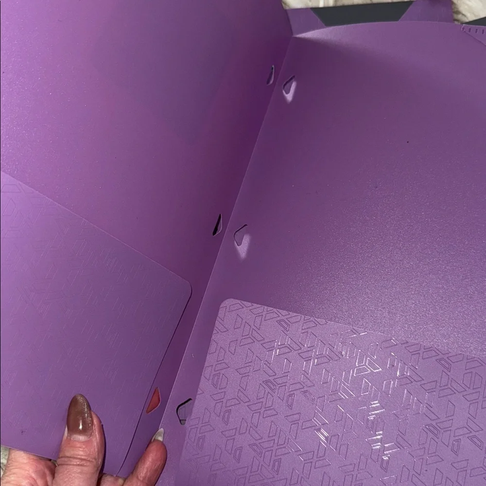 Mead Five Star Folder purple, 2 Pocket NEW stay put tabs